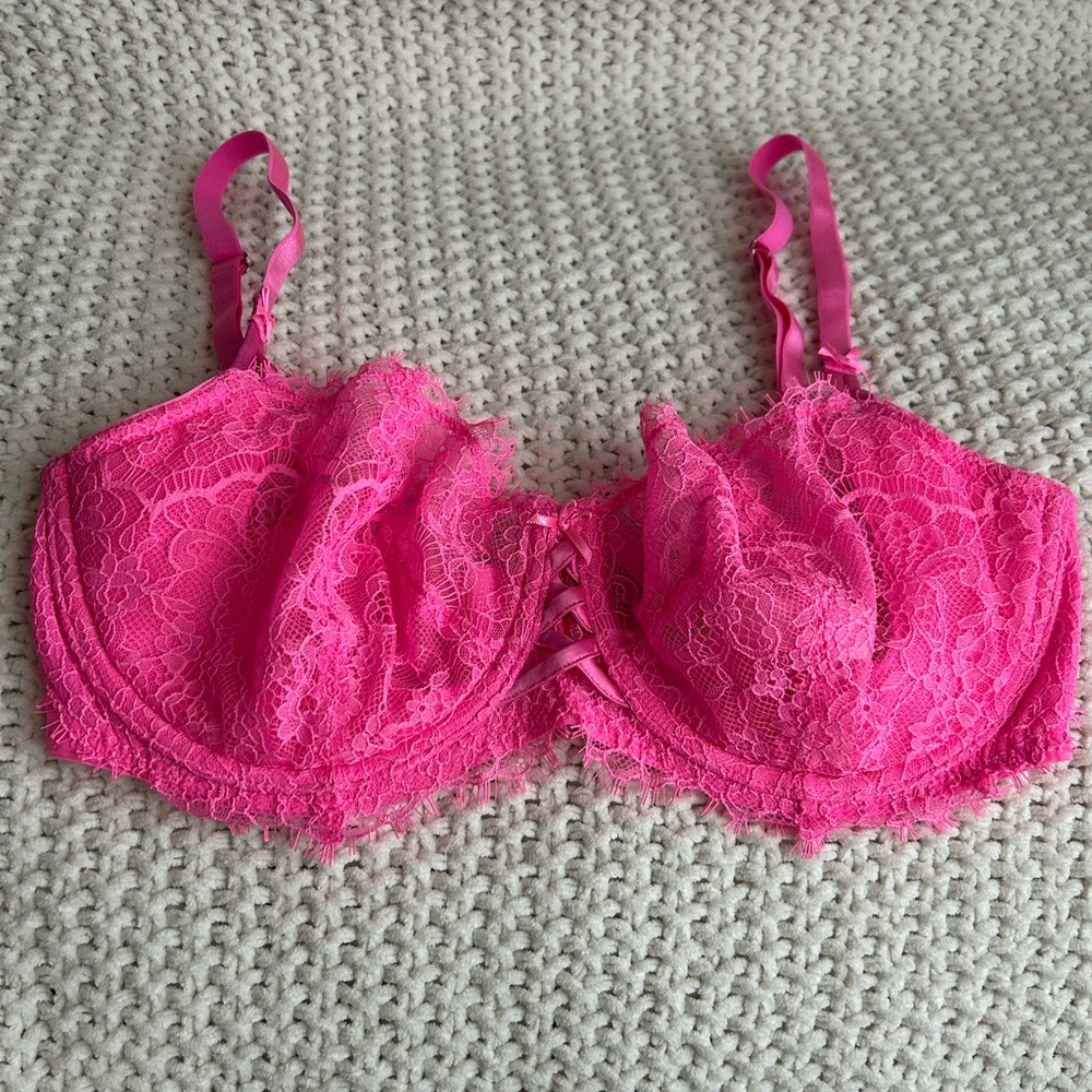 Victoria’s Secret Dream Angels unlined  Bra